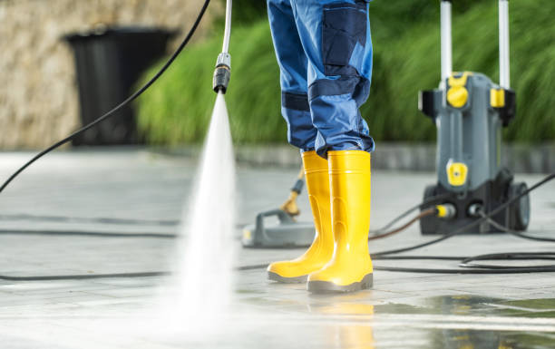 Best Deck Pressure Washing  in Milbank, SD